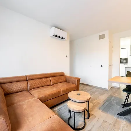 Holiday home Inviting With Terrace Landgraaf